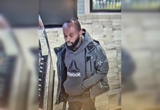 Mankato Police Seek Suspect After Alleged Threats to Juveniles at Local Kwik Trip
