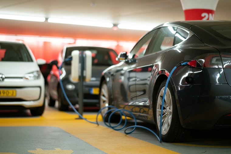 Massachusetts Announces Two-Year Pause on Electric Vehicle Sales Requirements