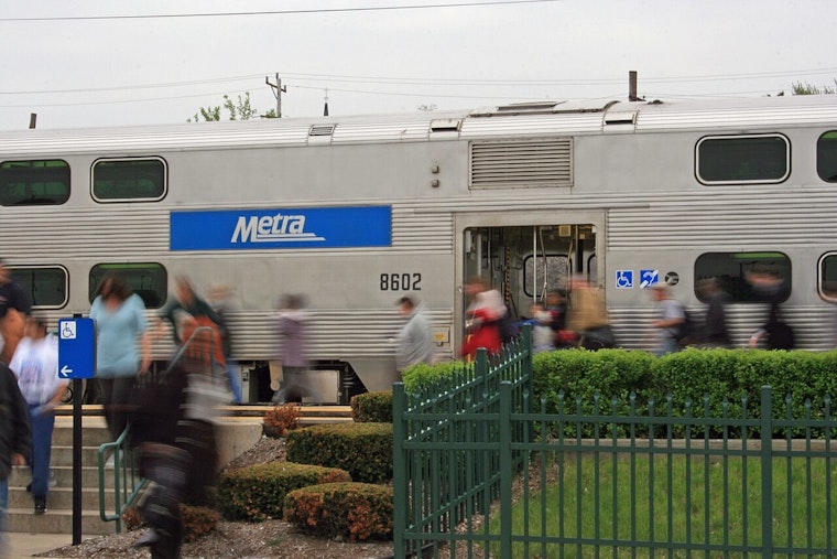 Metra's Ventra App Resumes Service After Morning Outage, Riders Ride Free During Disruption