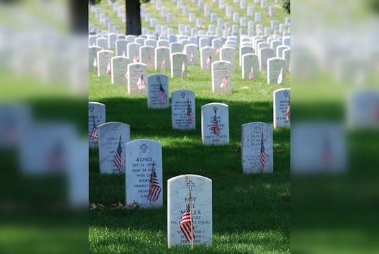 Miami Beach Honors Fallen Heroes with Wreath-Laying and Sky-High Spectacles on Memorial Day