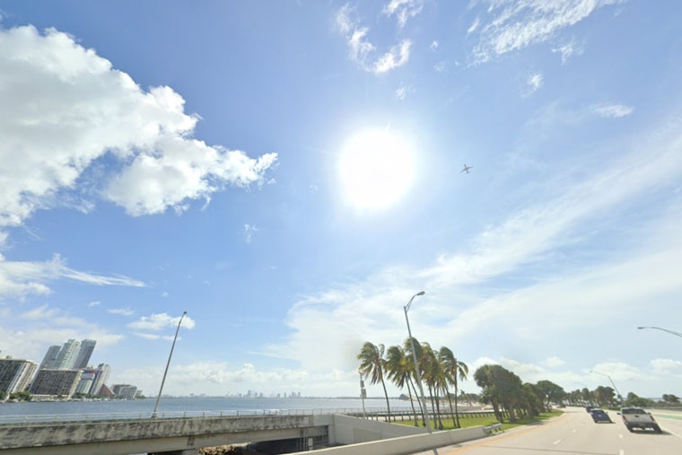 Miami Braces for Mixed Weather with Sunny Weekend Followed by Heavy Showers and Storm Risks