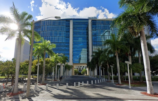 Miami Courthouse Protest Erupts Amid Florida AG's Contempt of Court Charges Over Immigration Policy