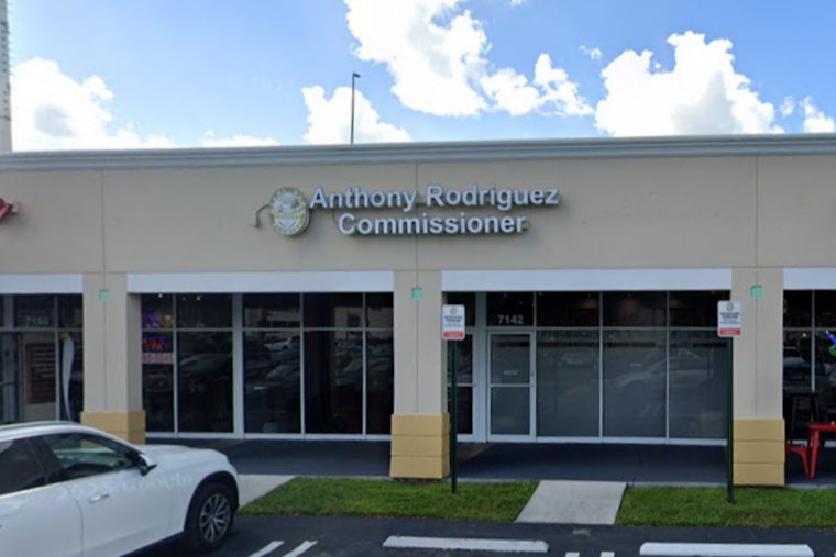 Miami-Dade District 10 Rolls Out $5,000 Grants for Mom and Pop Businesses in 2025 Program