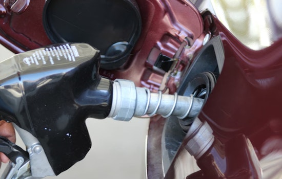 Michigan Welcomes Decline in Gas Prices Ahead of Memorial Day Weekend Travel Surge