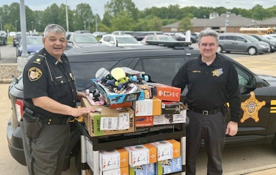 Midview East Intermediate Celebrates D.A.R.E. Graduation with Gifts from Lorain County Sheriff's Office