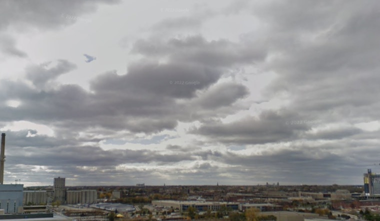Milwaukee Braces for Breezy Weekend and Potential Thunderstorms, NWS Advises Caution