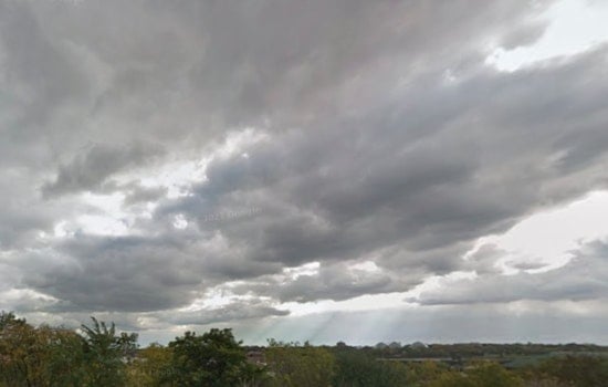 Milwaukee Braces for Week of Fluctuating Weather with Sun Showers and Gusty Winds Expected