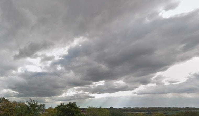 Milwaukee Braces for Week of Fluctuating Weather with Sun Showers and Gusty Winds Expected