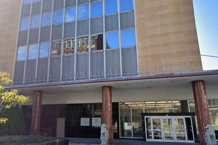 Milwaukee's Zeidler Municipal Building Briefly Locked Down Amid False Active Shooter Alarm