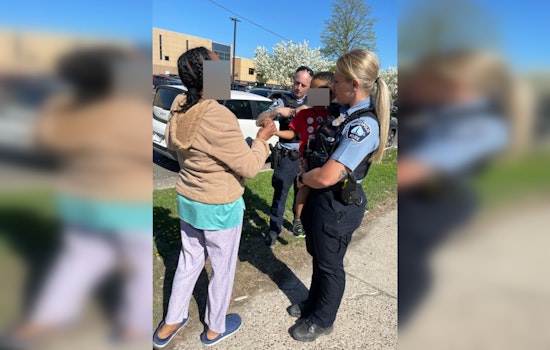Minneapolis Community and Police Swiftly Reunite Lost Toddler with Mother