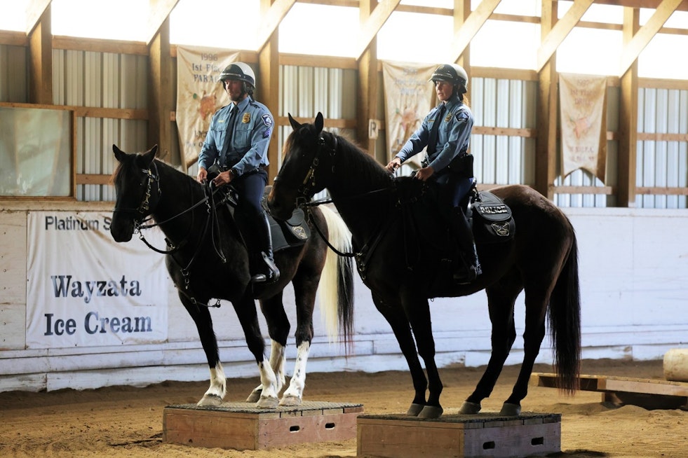 Minneapolis Mounted Patrol Unit Welcomes New Graduates, Honors Retiring and Fallen Horses
