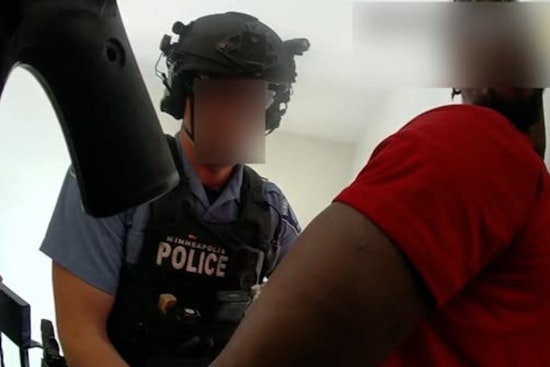 Minneapolis Police Arrest Armed Suspect After Thwarting Third-Story Escape Attempt