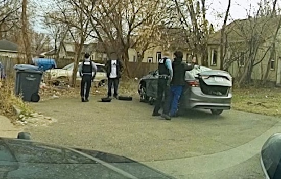 Minneapolis Police Arrest Suspects in Stolen Vehicle Pursuit, Assisted by Attentive Citizen