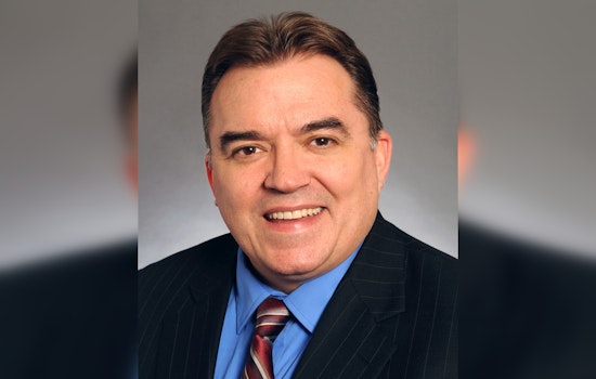 Minnesota Senate Narrowly Passes Crucial Human Services Budget and Policy Bills Authored by Senator Hoffman