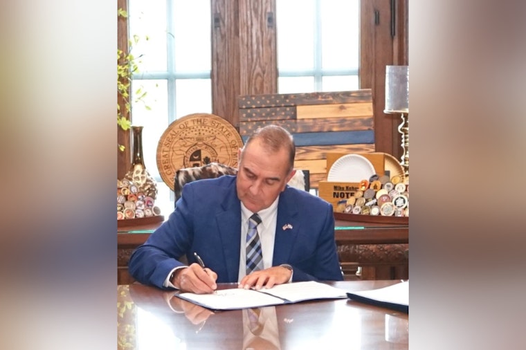 Missouri Governor Mike Kehoe Signs Executive Order to Aid Medication Access After Severe Storms
