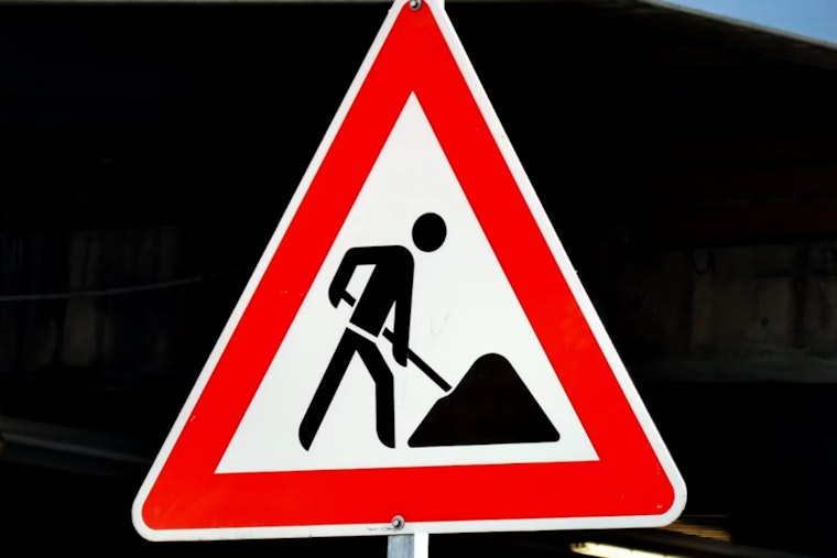 MoDOT Announces Nocturnal Road Striping on I-44 and I-70, Drivers Advised of Nighttime Work and Possible Delays