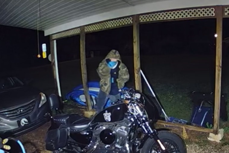 Monroe County and Sweetwater Police Seek Public's Help to Catch Serial Vehicle Burglar