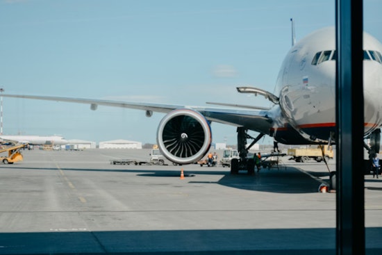 Nashville Airport Resumes Flights After Swift Resolution of Ground Stop Due to Disabled Aircraft on Runway