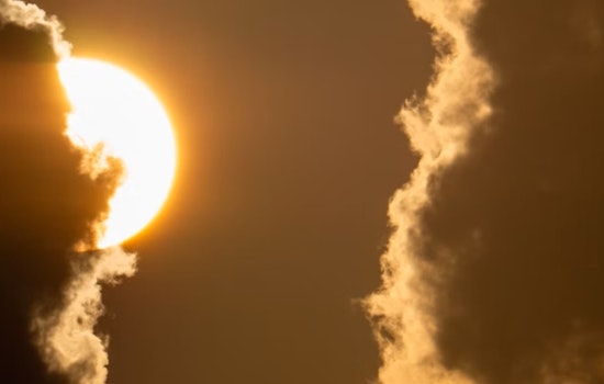 Nashville Braces for Week of Mixed Weather with Showers, Thunderstorms, and Sunshine on Horizon