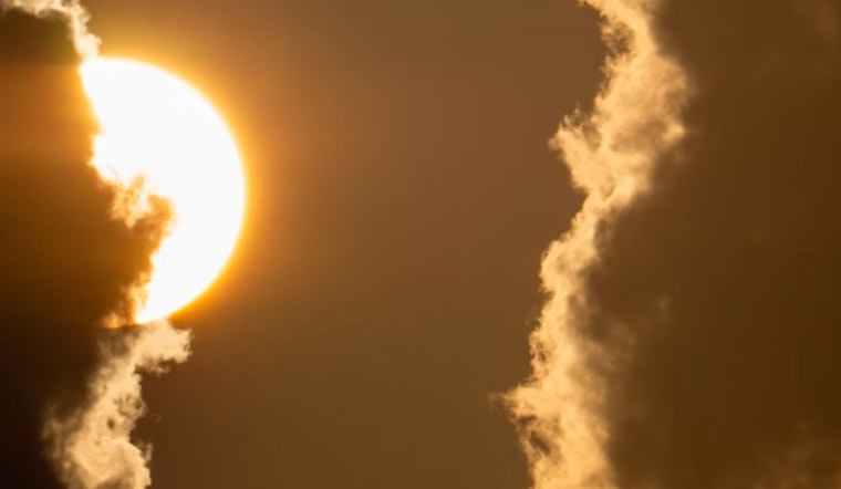 Nashville Braces for Week of Mixed Weather with Showers, Thunderstorms, and Sunshine on Horizon