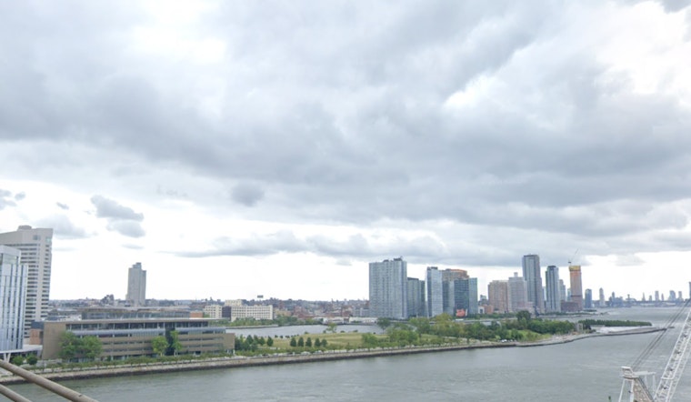 New York City Relishes Mild Weather Before Week of Showers, No Severe Warnings Issued