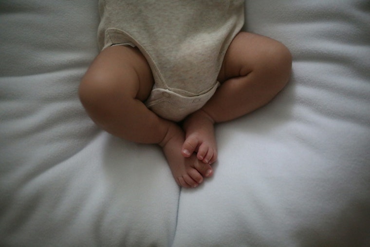 Newborn Found Abandoned by Dumpster in Riverside in Stable Condition, Police Seek Parents