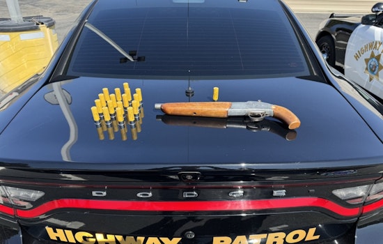 Oakland High-Speed Chase Ends with Recovery of Loaded Shotgun and Suspect Arrest