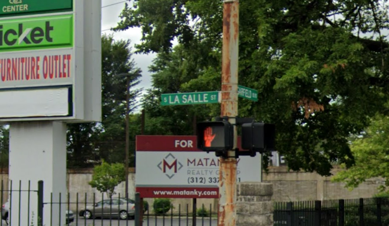 Off-Duty Chicago Police Officer Involved in Shooting During Domestic Disturbance on S. La Salle St.
