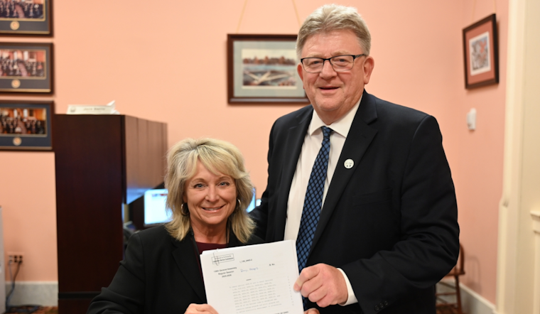 Ohio Legislators Introduce Bill for Community Energy Pilot Program to Modernize Grid and Boost Resilience