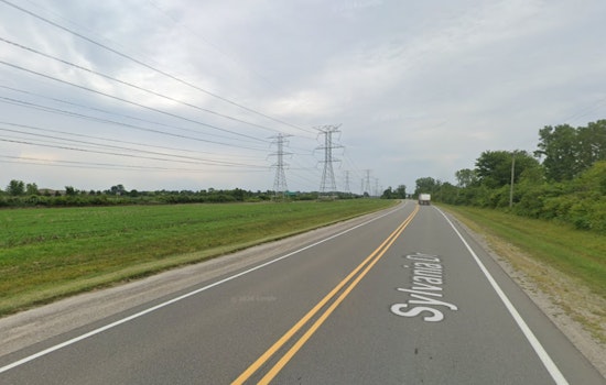 Ohio Man Dies in Tesla Crash on I-75 in Monroe County, Investigation Underway