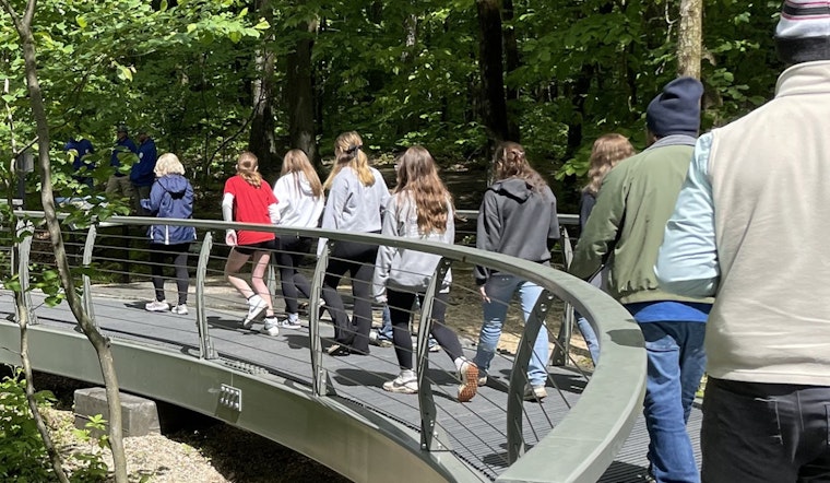 Ohio Unveils Daring Falls Edge Glass Walkway for Thrill-Seekers at Nelson-Kennedy Ledges State Park