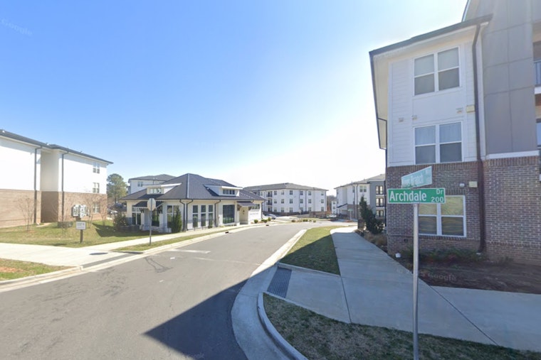 One Dead, Two Injured in Steele Creek Neighborhood Shooting, Charlotte Authorities Investigate