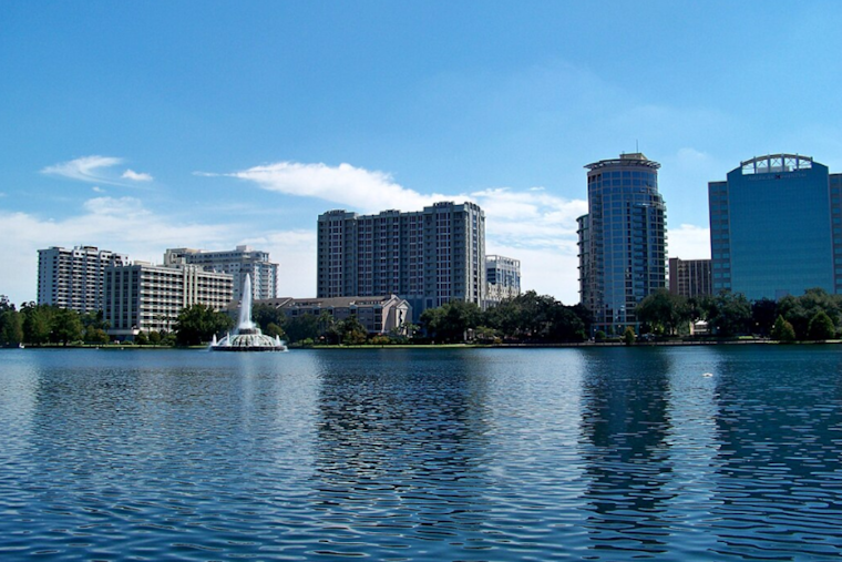 Orlando Forecast: Warm Week with Potential Weekend Thunderstorms Ahead