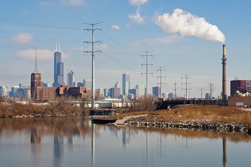 Over 3,000 Volunteers Propel Largest Chicago River Cleanup Effort to Date