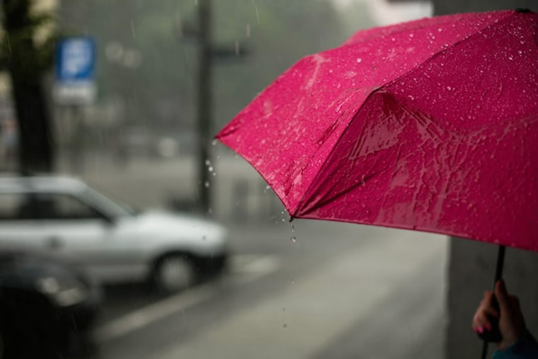 Philadelphia Faces Showers and Potential Thunderstorms, NWS Advises Caution Amid Unsettled Weather