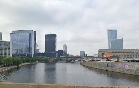 Philadelphia Shrouded in Dense Fog, NWS Extends Flood Advisory Amid Visibility Concerns