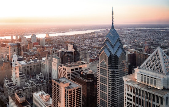 Philadelphia Wakes to Foggy Morning with Sunny Weekend and Possible Showers Ahead, Says NWS