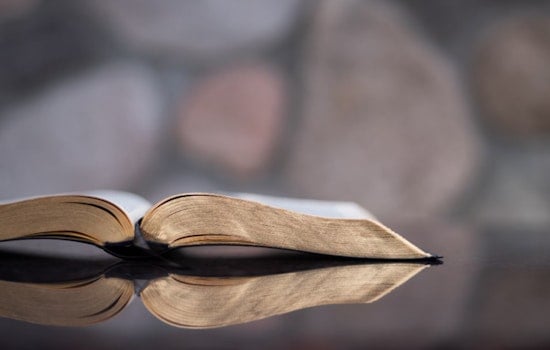 Phoenix Pastor Challenges Christian Nationalism, Promotes Unity in Face of Extremism