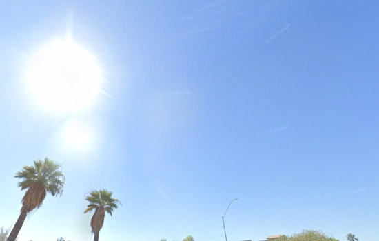 Phoenix Weather, Sunny Days, Potential Showers, and Temperature Variations on the Horizon