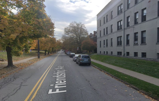Pittsburgh Police Respond to Carjacking Incident, Suspect Wounded and Apprehended Following Vehicle Theft on Friendship Avenue