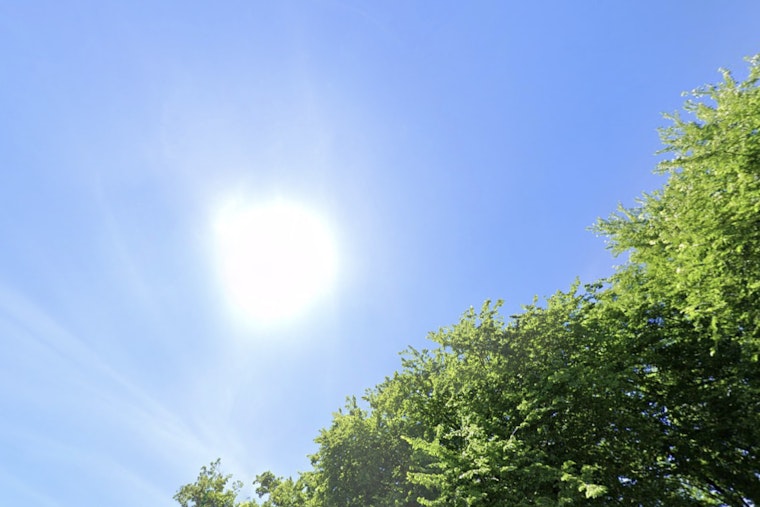 Portland Braces for Showers and Sun with Unpredictable Spring Weather Ahead