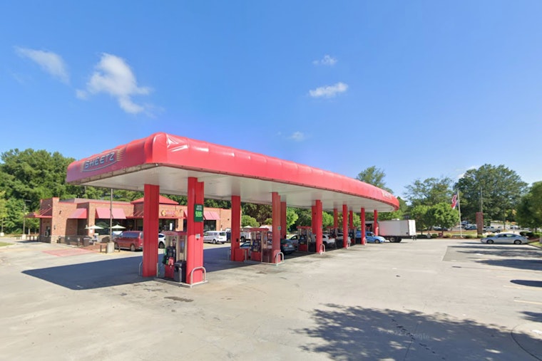 Raleigh Police Arrest Suspect Charged with Assault After Stabbing at Sheetz Gas Station Leads to Standoff