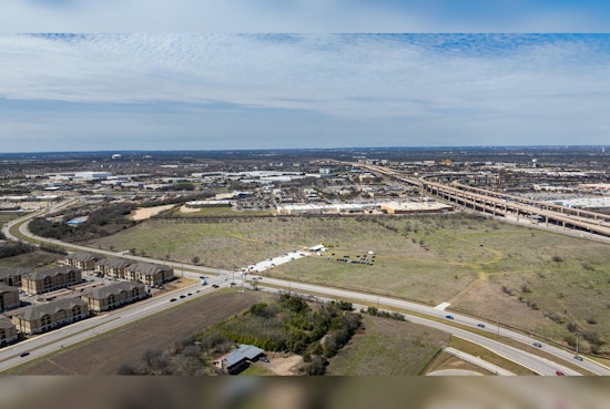 Round Rock City Council Approves Expansive Greenlawn Boulevard Upgrade to Support The District Development