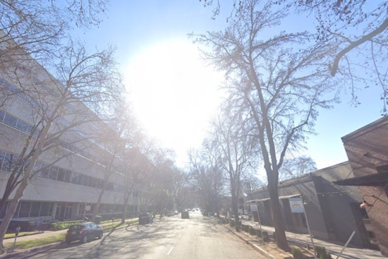 Sacramento Awaits a Sunny Weekend with Comfortable Temperatures, NWS Predicts Shift to Cooler Days Ahead