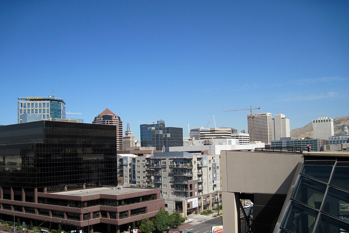 Salt Lake City Welcomes Mild Temperatures and Sunny Skies Ahead of