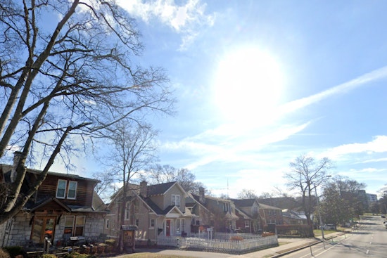 San Antonio's Week Ahead: Sunny Days Peppered with Chances of Showers and Thunderstorms