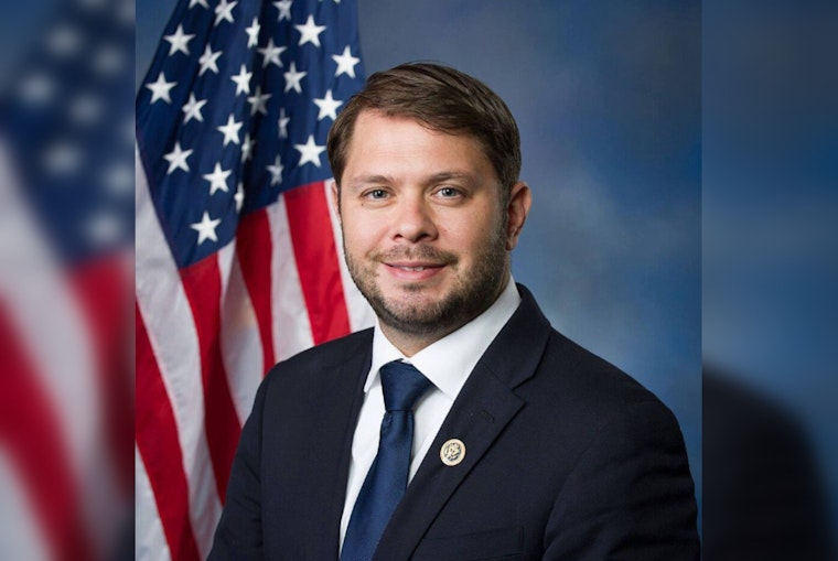 Senator Gallego Endorses Bill Aimed at Extending Social Security and Medicare Solvency
