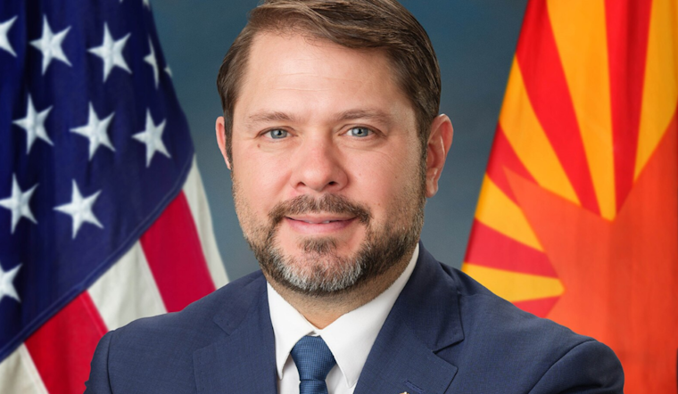 Senator Gallego Supports Bipartisan Bill to Enhance Economic Growth in Underserved Communities