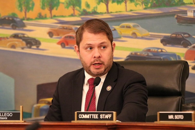 Senators Gallego and McCormick Team Up to Fight Housing Crisis with Innovative Federal Coordination Act