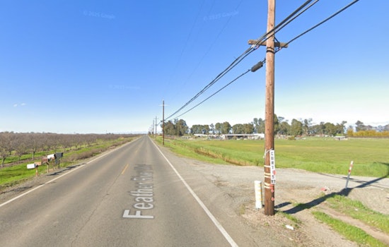 Small Plane Makes Emergency Landing in Yuba County Agricultural Field, Two Hospitalized with Minor Injuries